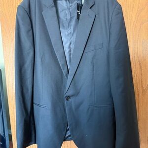 Paul Jones Classic Black Blazer - size large, NWT.